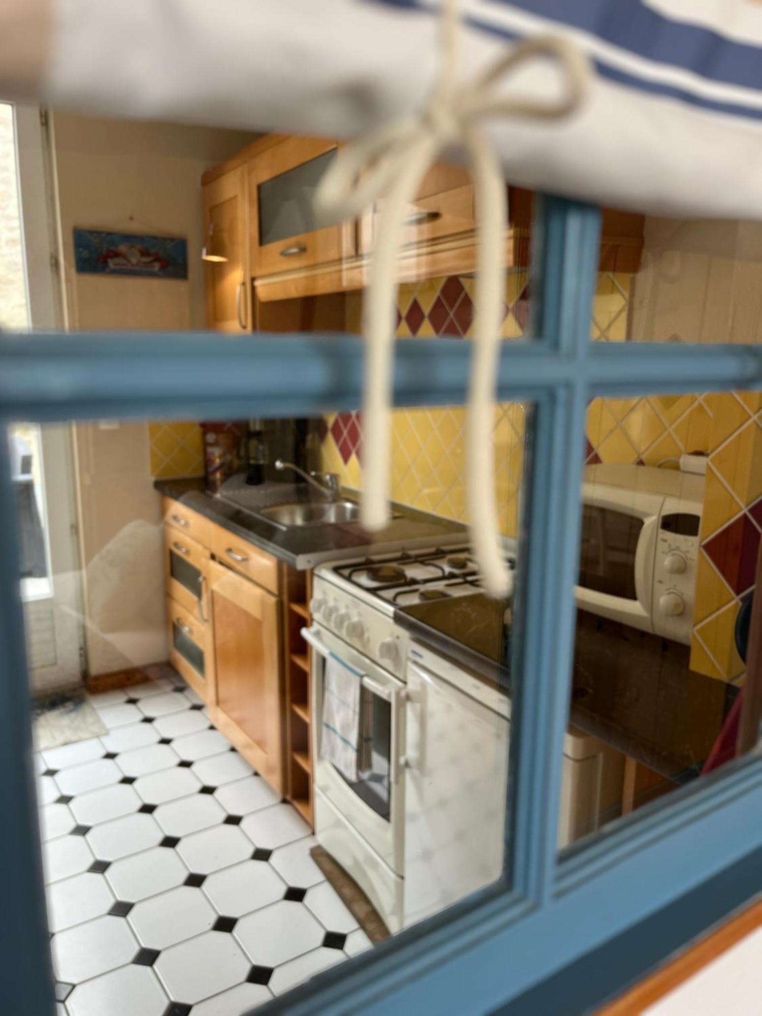 Les Transats Chambre Et Appartements Face A La Mer Barfleur Exterior foto