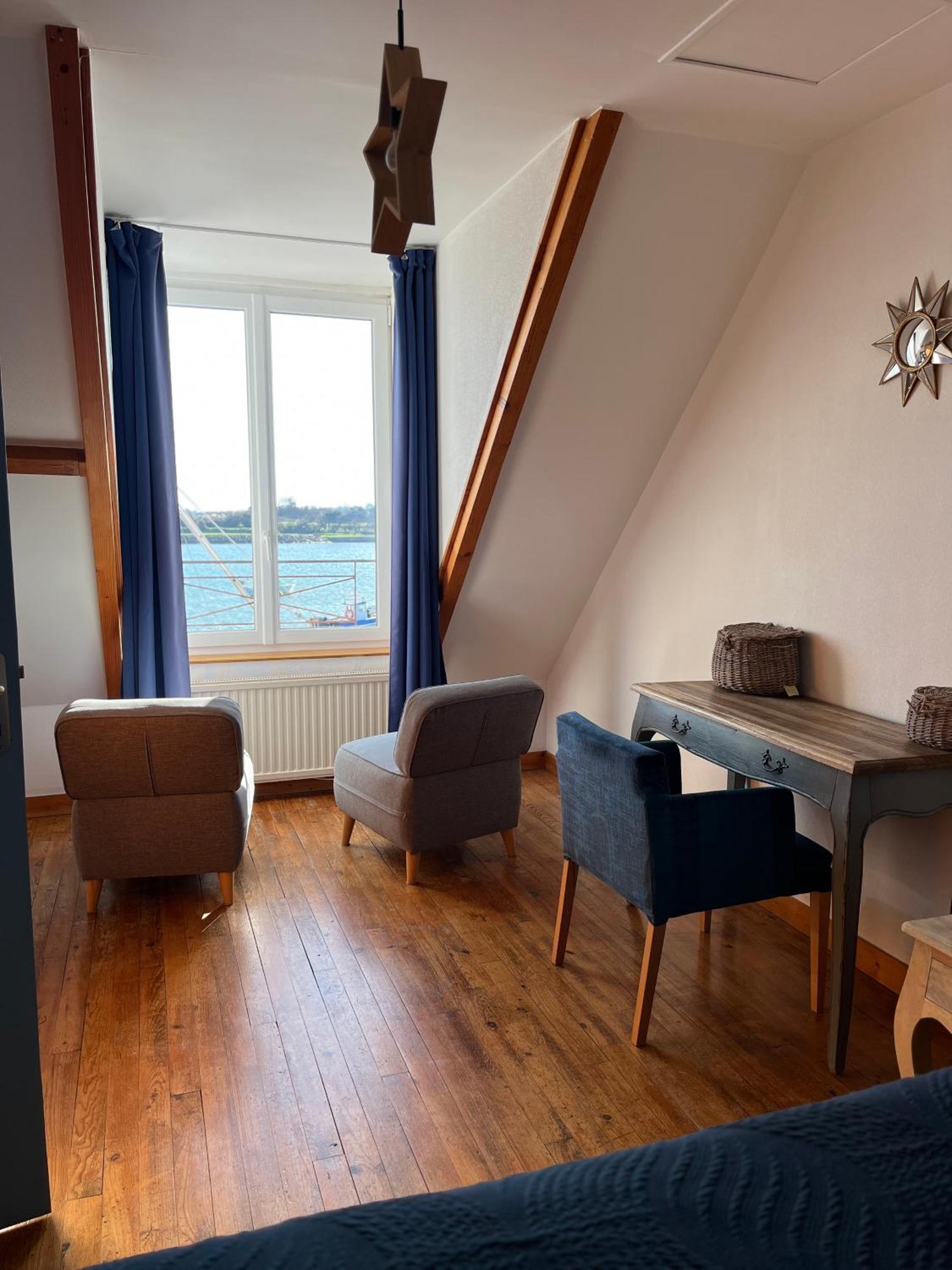 Les Transats Chambre Et Appartements Face A La Mer Barfleur Exterior foto