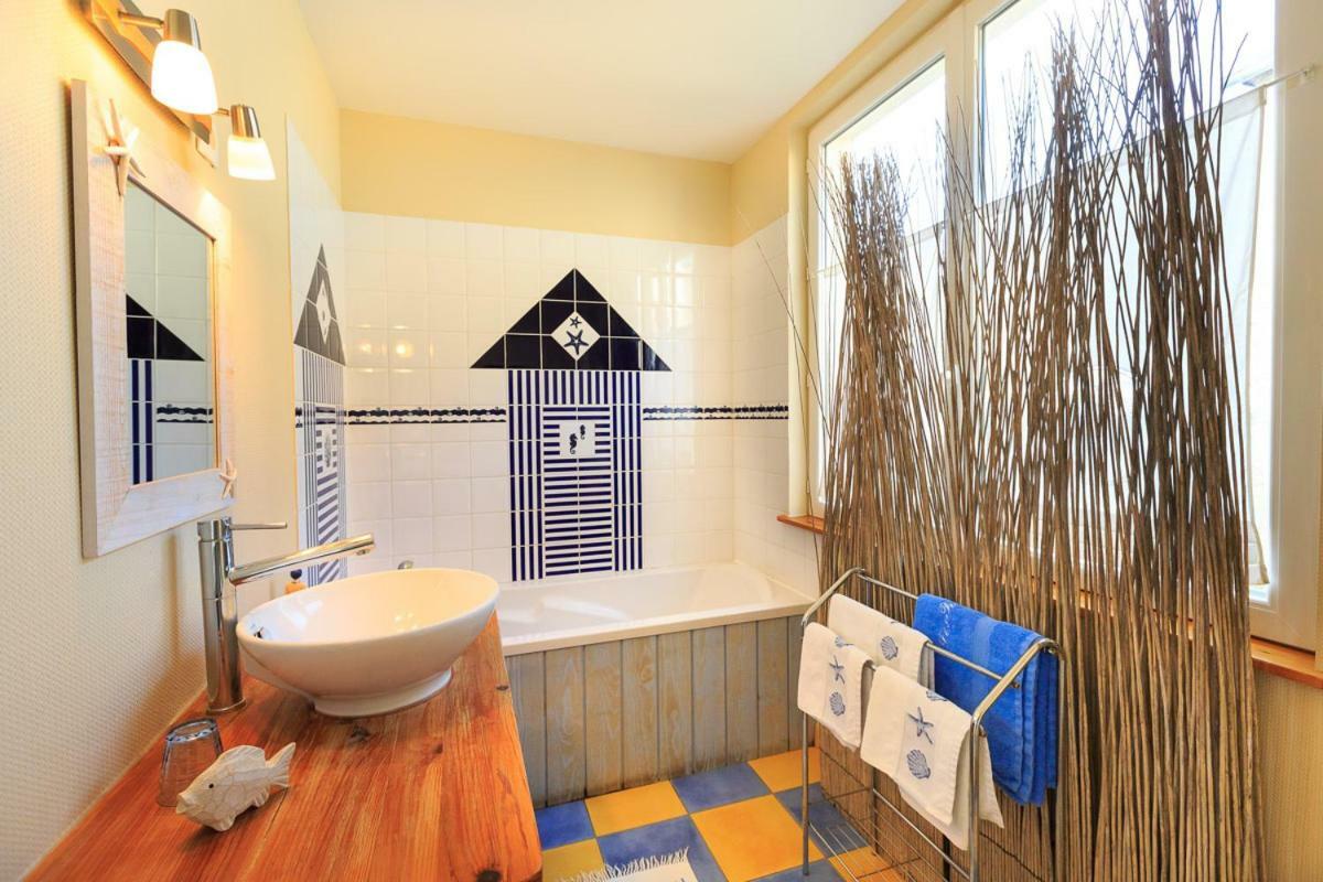 Les Transats Chambre Et Appartements Face A La Mer Barfleur Exterior foto